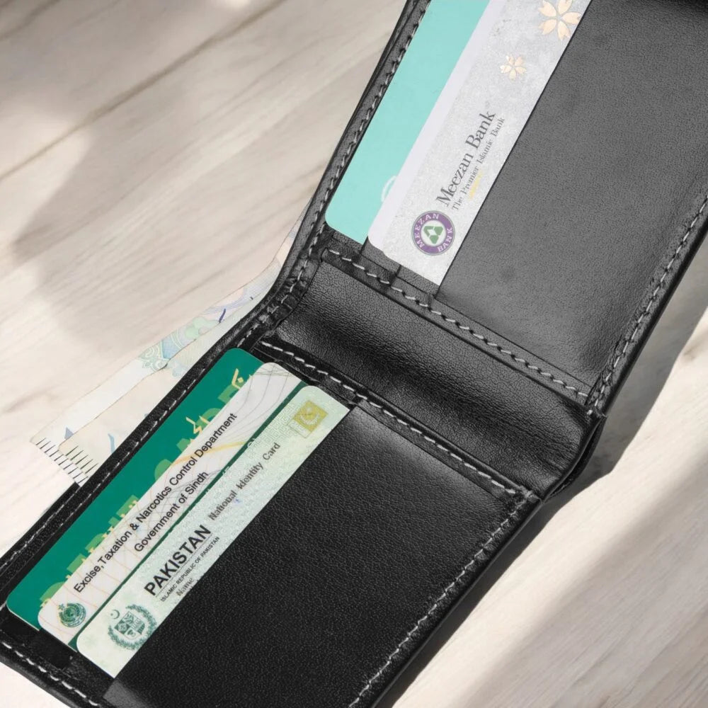 Millaan Bifold Pure Leather Wallet in Black – Crafted for Men